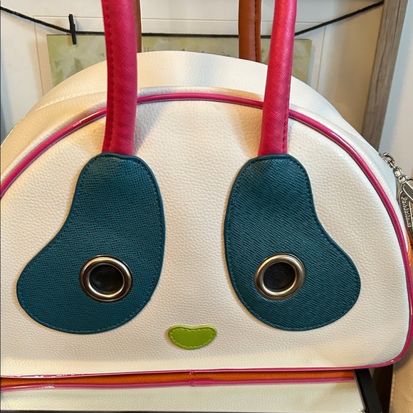 Panda Rama Chic White and Blue Crossbody Bag - Picture 6 of 15